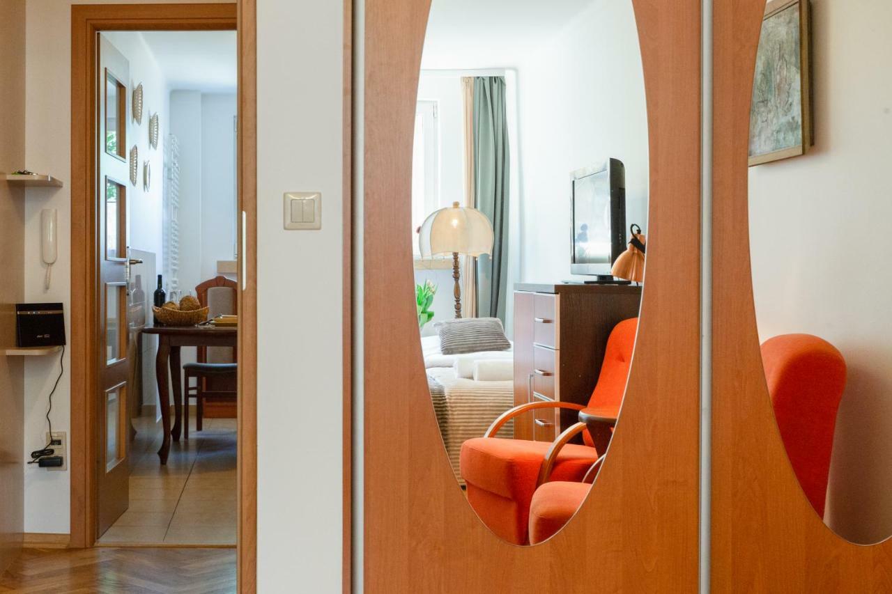 Traditional Apartment Starowislna Street Krakow Exterior photo